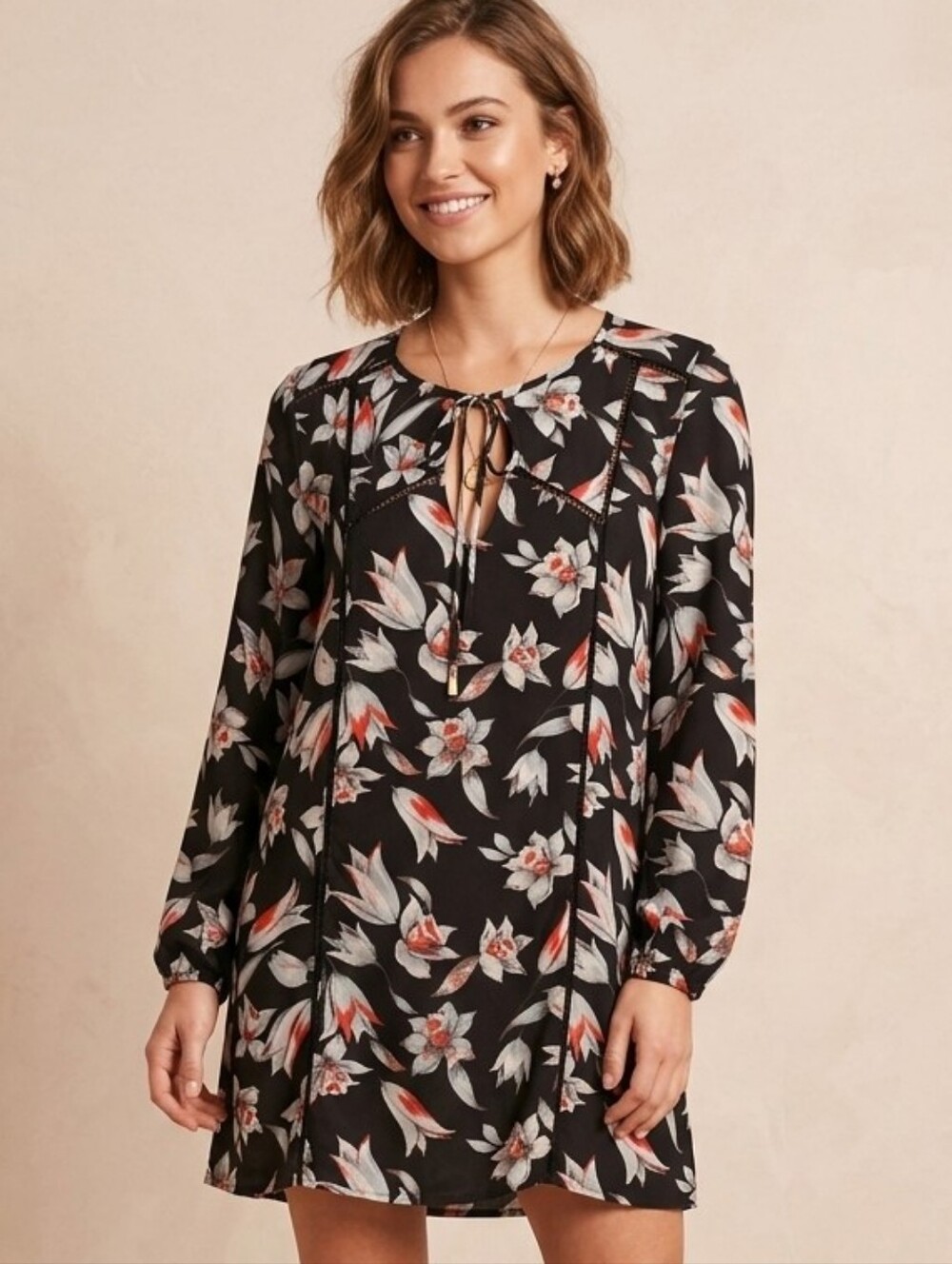 MINKPINK Keep Blooming Floral Shift Dress XS